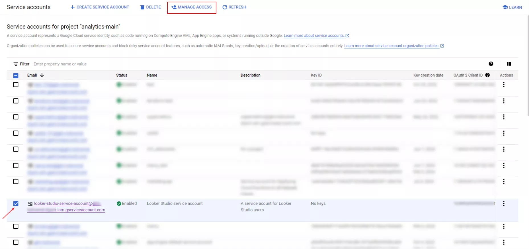 Вверху нажмите Manage Access.